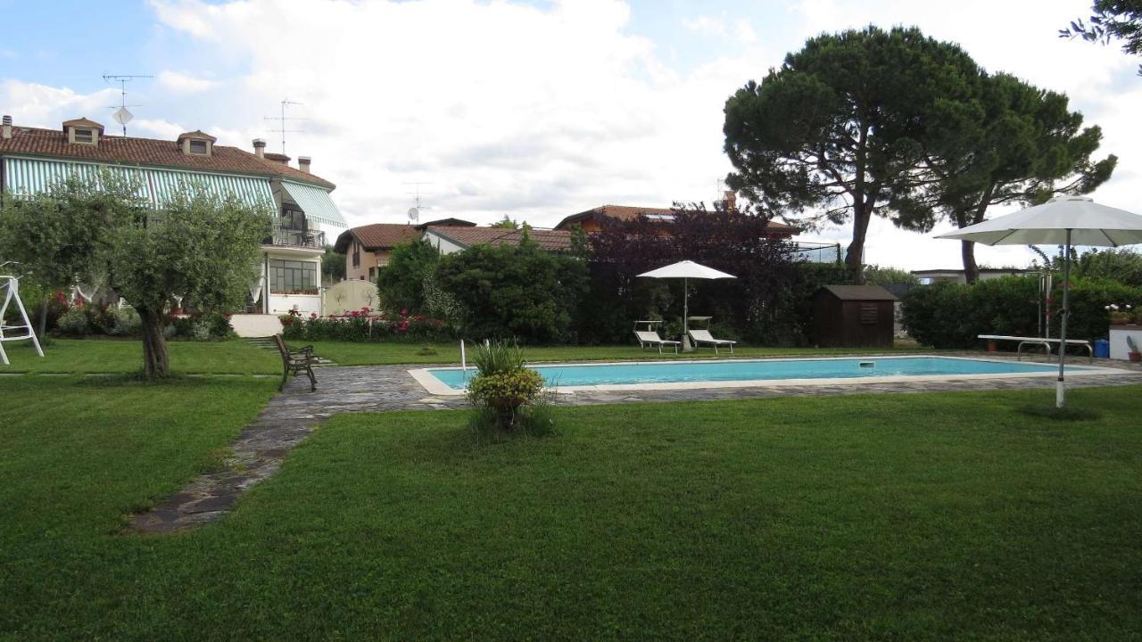 Bed and Breakfast Il Gelso Di Barcuzzi Лонато Екстер'єр фото
