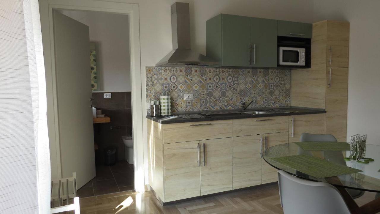 Bed and Breakfast Il Gelso Di Barcuzzi Лонато Екстер'єр фото